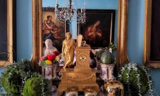 Art action room - - 8