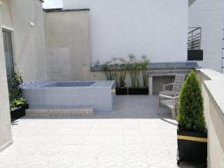 Stylish Studio with Stunning Views in Prime Location - Armenia - 6