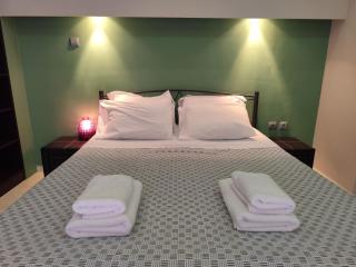 Elegant apartment close to Piraeus Port - Pireo - 4