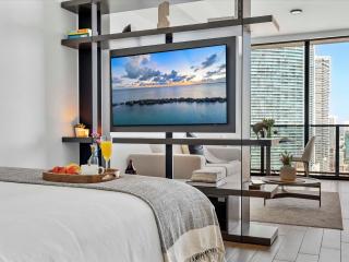 MVR 10 Years of 5-Star Service - Stay With Us - Miami - 8