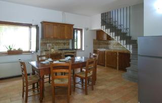 Gorgeous Apartment In Montone - Montone - 8