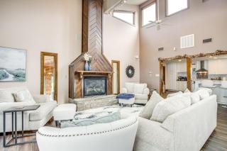 On-Site Boat Dock Queenstown Home with Pool and Yard! - Grasonville - 6