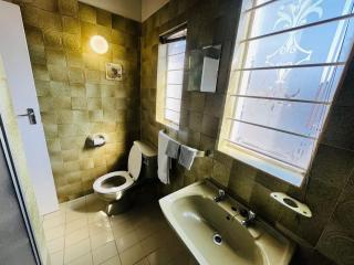 Exquisite cottage in Doringkloof - Centurion - 9