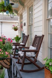 Luxury Historic Shotgun Home in Lower Garden District - 3
