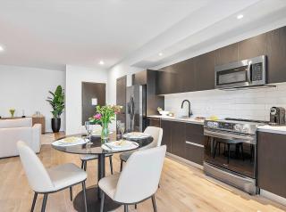 MVR - Wake Up to Miami-s Most Iconic Views - 1