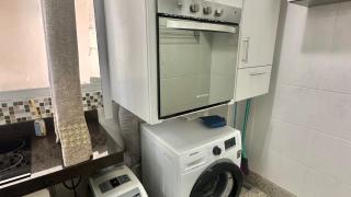 Apartamento quadra mar -- Av Atlantica - 1