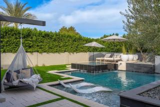 Elegant Phoenix Getaway w Pool and Spa Heating - Phoenix - 5