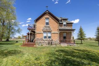 Emmas Timeless Treasure Historic Home - - 0