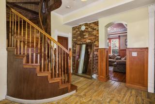 Emmas Timeless Treasure Historic Home - - 2