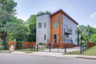 2 Mi to Dtwn San Marcos Spacious Home with Yard! - San Marcos - 8