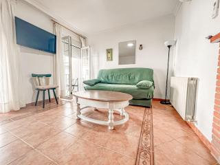 First-Floor Apartment with Private Outdoor Area Communal Rooftop Terrace Ca - Nerja - 7