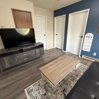 Cozy Beach 2 bedroom apartment - Invermere - 5