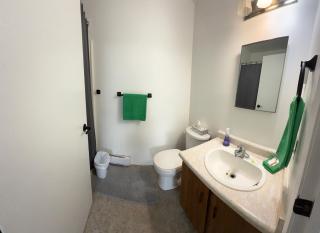 Cozy Beach 2 bedroom apartment - Invermere - 8