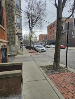 3 Bedroomin the Medical Center - Chicago - 1