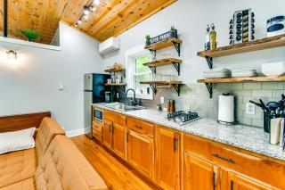 Modern Hersey Tiny Home with Private Hot Tub! - Evart - 4
