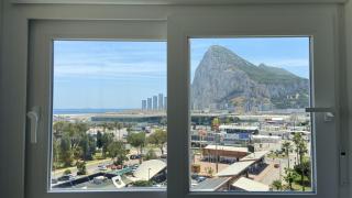 THE ROCK VIEWS APARTMENTS 1 min walking to Gibraltar - La Línea de la Concepción - 4