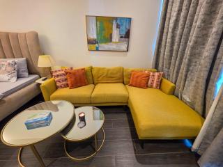 Sea View Studio Perfect for Couples In Harbour Row - Manama - 1