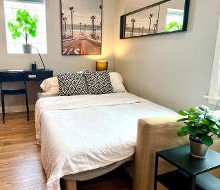 Bridgeport Place - free parking, McCormick Place-Sox Park - Chicago - 4