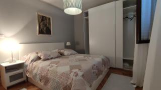 Apartments with parking space Palit, Rab - 23623 - 2