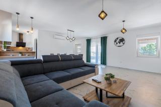 Family friendly house with a swimming pool Vir - Lozice, Vir - 24575 - 9