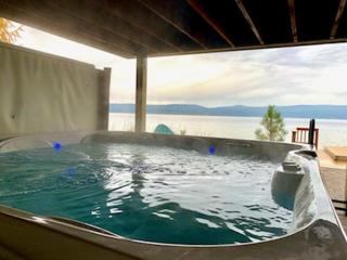 Classic McCall Lake House by Casago McCall - Donerightmanagement - McCall - 6