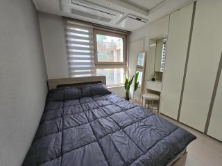 Gangnam j house 11 with city view 1min from subway station - Samgong - 9