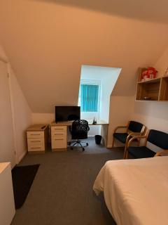 Kingsley Park Bridge Rooms - Northampton - 6