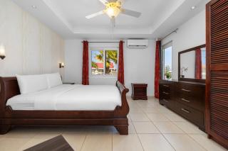 5BR Villa Vista with Exclusive Pool by Bocobay - Palm-Eagle Beach - 1