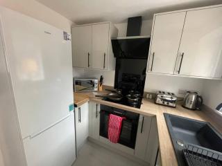 3 Bedroom New House Sleeps 5 with FREE Parking&WiFi-B - Longport - 6
