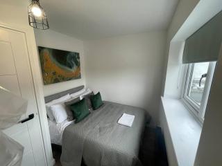 3 Bedroom New House Sleeps 5 with FREE Parking&WiFi-B - Longport - 4