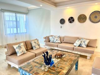 Upper-Level Penthouse, Beachfront Residence - Las Terrenas - 9