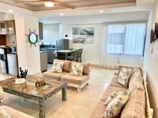 Upper-Level Penthouse, Beachfront Residence - Las Terrenas - 8