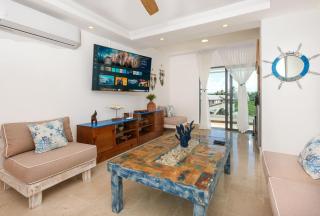 Upper-Level Penthouse, Beachfront Residence - Las Terrenas - 5