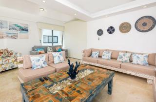 Upper-Level Penthouse, Beachfront Residence - Las Terrenas - 2