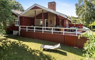 4 Bedroom Nice Home In Glesborg - 1