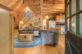 26 Bearfoot Landing Cabin - 8