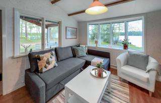Beautiful Home In Vägla With Wifi - - 7