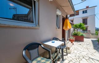 1 Bedroom Nice Apartment In Pula - 3