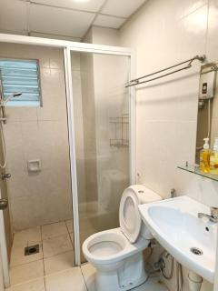 Apt 1-9pax Subang Jaya Pool & Gym 2mins LRT YSW Homes - Subang Jaya - 9