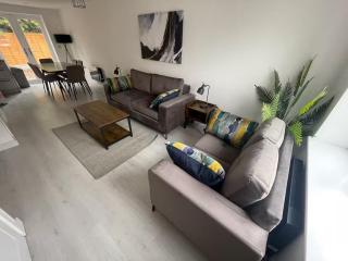 3 Bedroom New House Sleeps 5 with FREE Parking&WiFi -C - Longport - 8