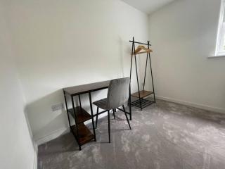 3 Bedroom New House Sleeps 5 with FREE Parking&WiFi -C - Longport - 2