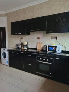Spacious Sunny 1Bedroom with backup generator - Accra - 6