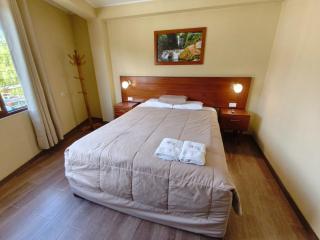 Hospedaje Cattleya - 1