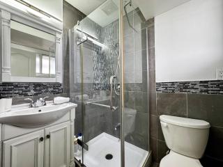 3 Bedroom Home In Ideal Location Near Yonge St - Markham - 9