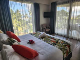 Ramada Suites By Wyndham Seafront Coral Coast - Korotogo - 5