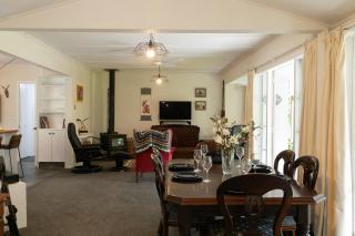 Rustic Rural Retreat - Waimarama - 5