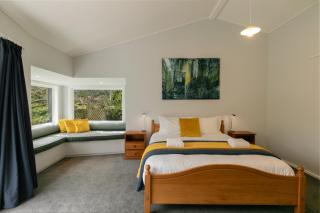 Rustic Rural Retreat - Waimarama - 1