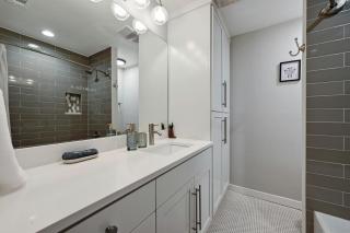 Downtown Gem - Fire pit - Ensuite Baths - Sleeps 8 - Austin - 1
