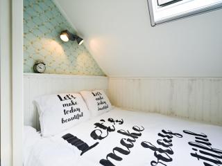 Holiday home in Overijssel with garden, cleaning included - Reutum - 6