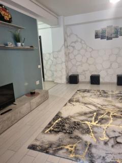 Golden apartment- Bucharest - 5